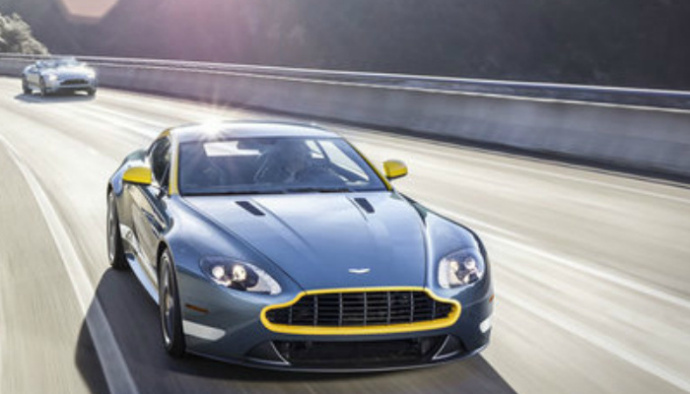 2014年纽约车展阿斯顿马丁V8 Vantage GT敞篷版图片